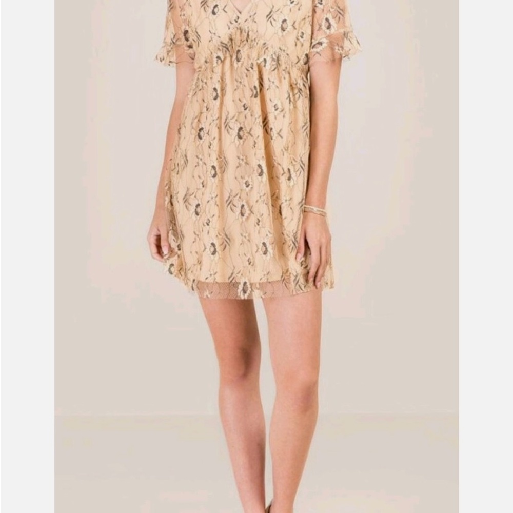 Francesca's Collections Cream Floral Mini Dress